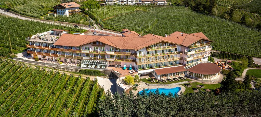 Hotel Ifinger Schenna Exterior photo
